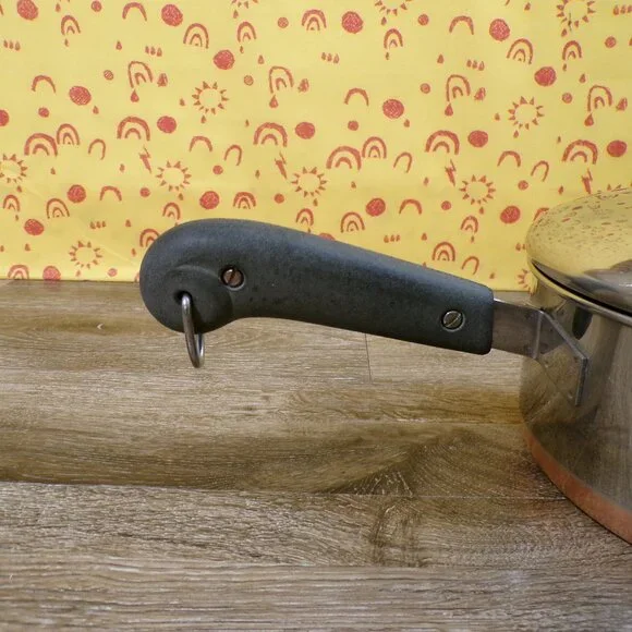 REVERE WARE Vintage 2 Qt Stainless Saucepan Copper Bottom - Picture 7 of 13